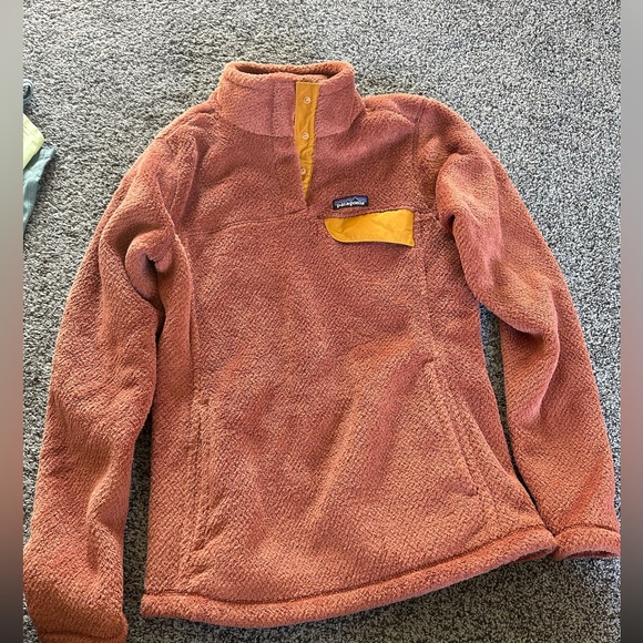 Patagonia Sweaters - Patagonia re-tool snap size medium